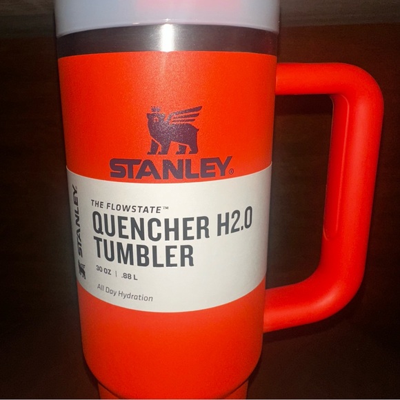 NEW Stanley Quencher H2.0 FlowState Tumbler 30oz Hydration Tigerlilly Plum - Picture 5 of 11